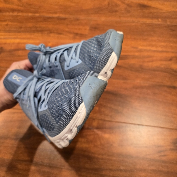 ON RUNNING Cloudswift Women's Size 10 Lake/Sky - Picture 5 of 13